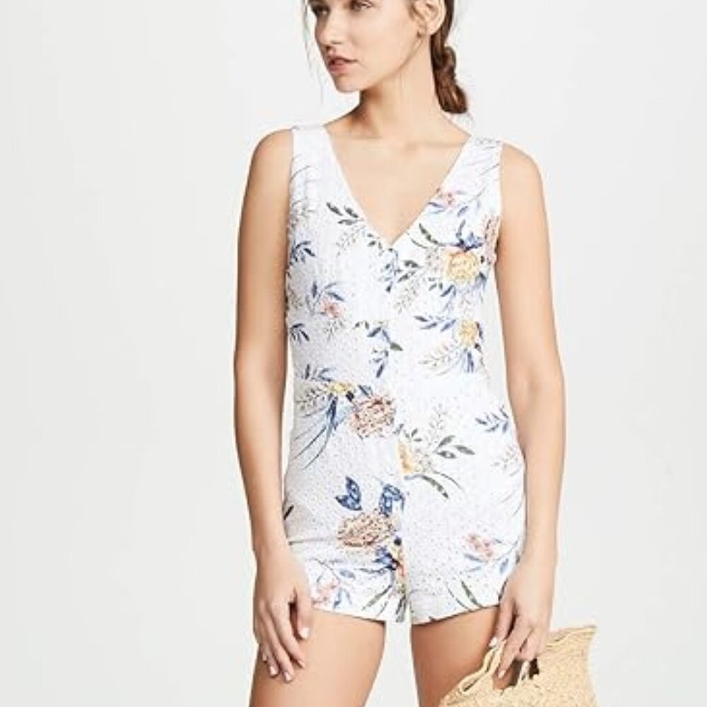 NWT BB Dakota Women's Eye Candy Printed Eyelet tie Back Romper, Optic White, 4
